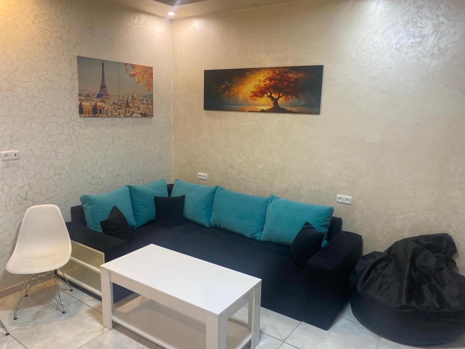 יירבאן Luxury Apartment With Jacuzzi On Republic Square מראה חיצוני תמונה